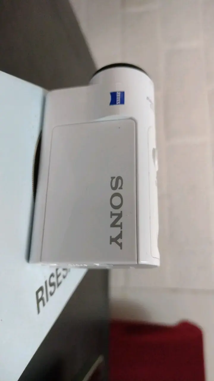 Cámara de acción Sony con accesorios - 5