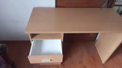 Escritorio con cajonera lateral - miniatura 5