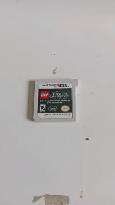 Juego Nintendo 3DS LEGO Piratas del Caribe - miniatura 1