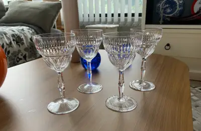 Copas  de cristal tallado set de 4 - miniatura 1