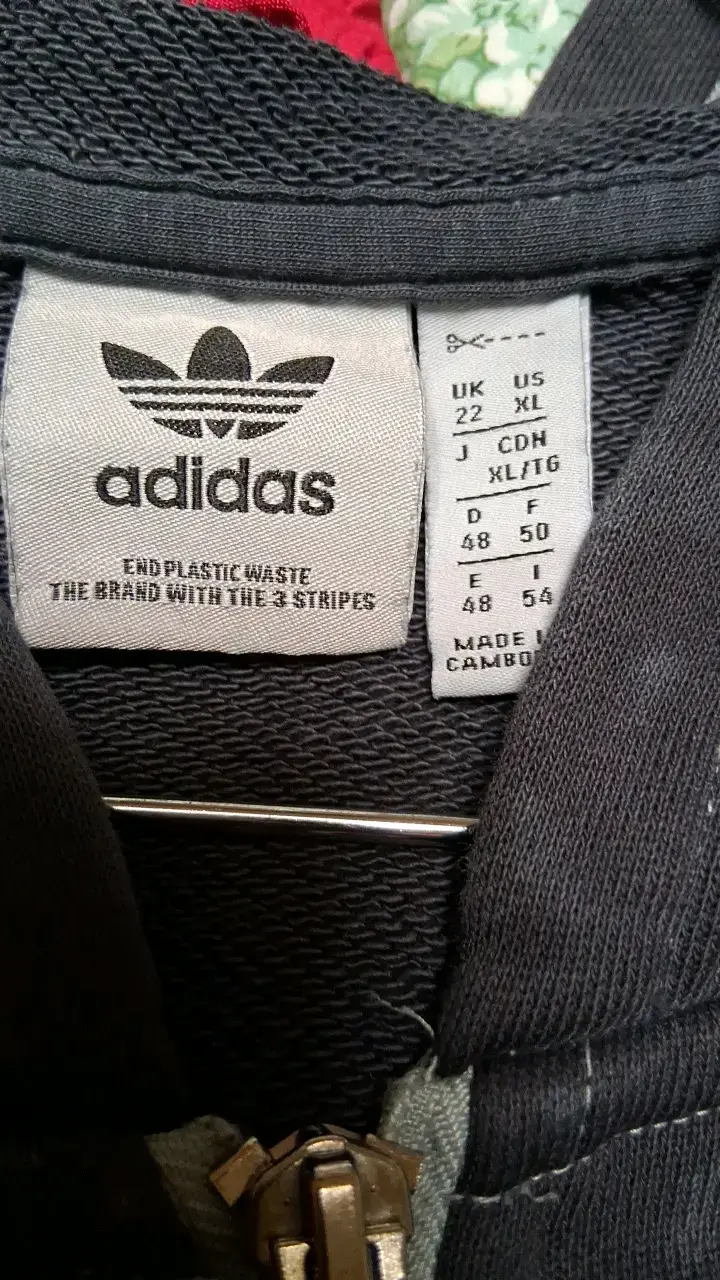 Polerón con capucha Adidas negro unisex - 3
