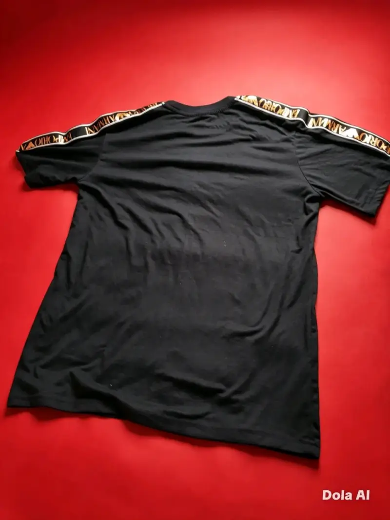 Polera negra EA7 para hombre - 2