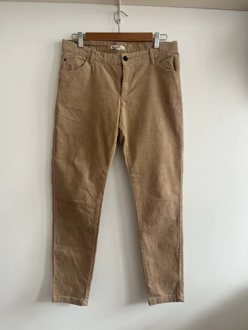 Pantalon Mango cotele beige mujer - 1
