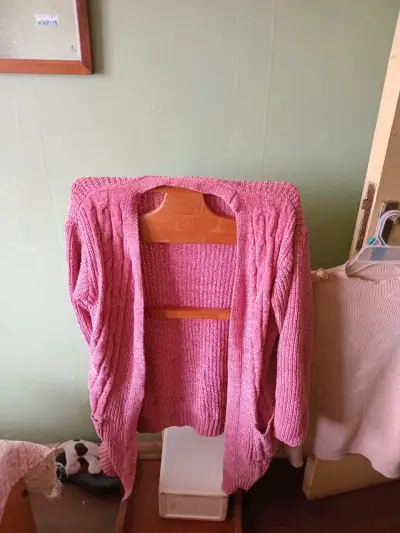 Polera  estampado amarillo y negro para mujer - miniatura 3
