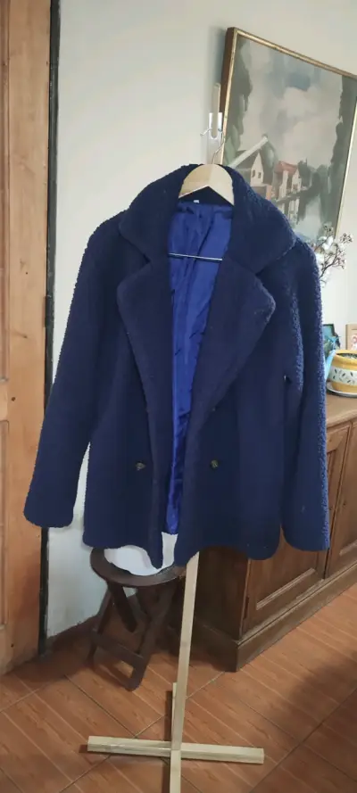 Abrigo de peluche azul marino para mujer - miniatura 1