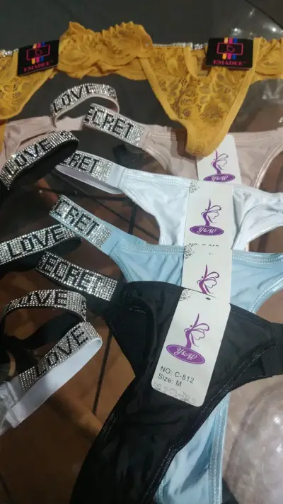 Pack de tangas de encaje para mujer - miniatura 2