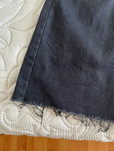 Jeans flare negros de mezclilla - miniatura 3