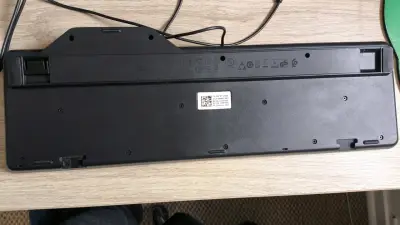 Teclado Dell USB KB813t - miniatura 3