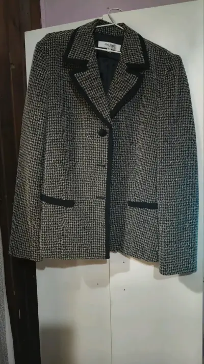 Blazer de lana para mujer estilo clásico - miniatura 2