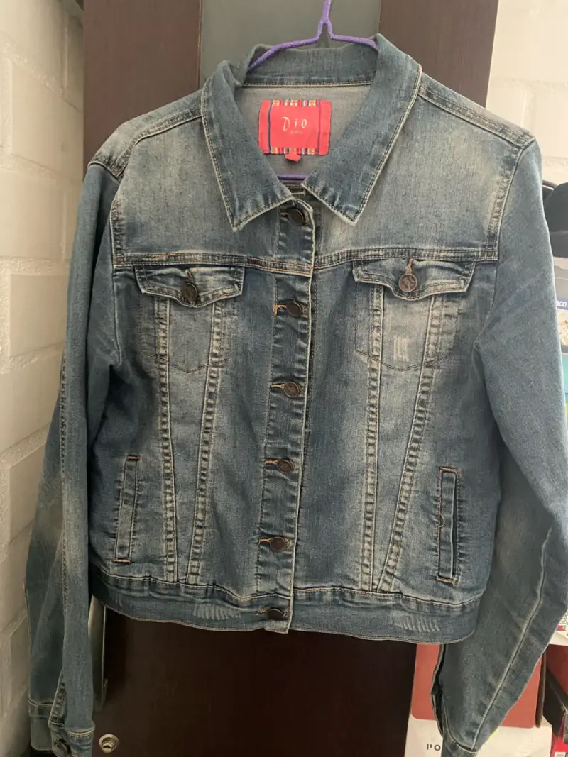 Chaqueta de mezclilla azul para mujer
