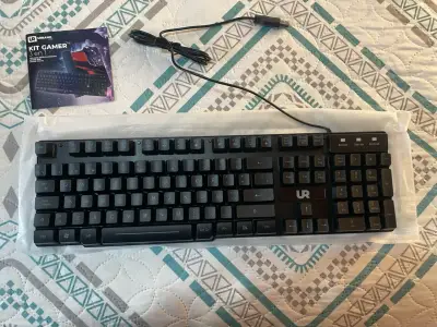 Teclado Gamer Urbano Retroiluminado - miniatura 1