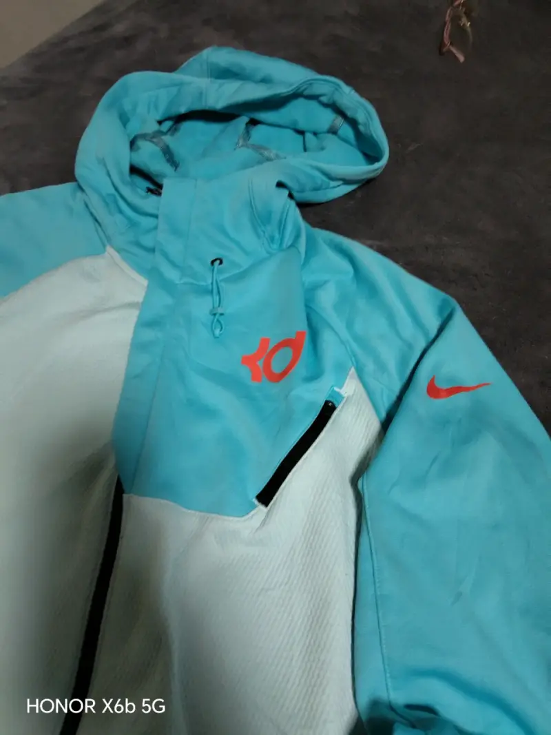 Chaqueta Nike Therma-Fit azul con capucha - 3