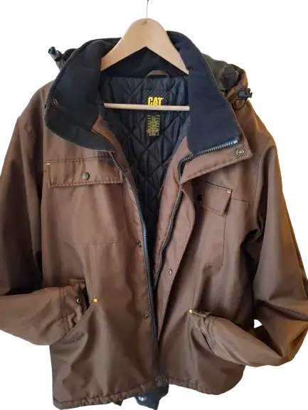 Chaqueta café con capucha. - 3