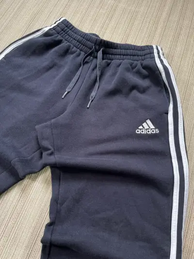 Pantalones deportivos Adidas azul marino - miniatura 2