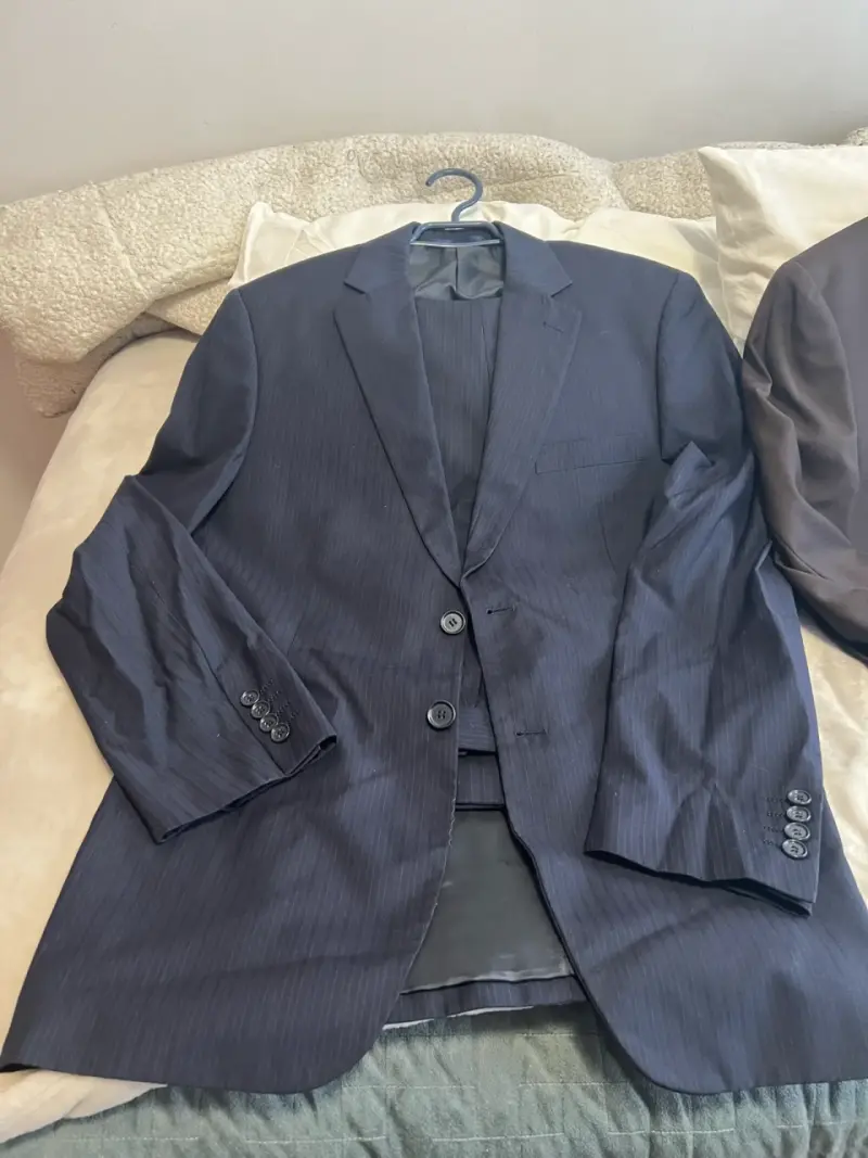Traje formal de hombre en color gris - 4