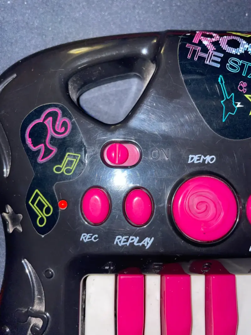 Teclado de juguete de Barbie. - 3