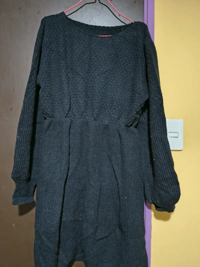 Vestido de punto negro para mujer - 1
