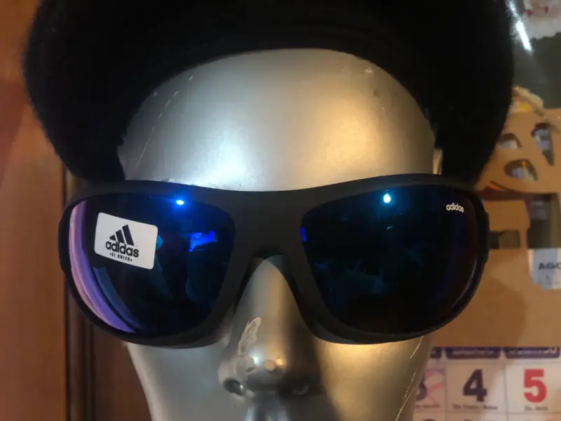 Gafas de sol deportivas Adidas con lentes polarizados