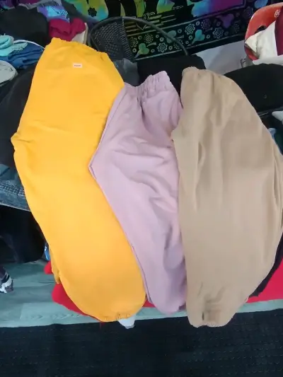 Pantalones y chaquetas de buzo - miniatura 1