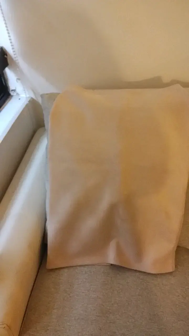 Falda palo de rosa efecto gamuza suave. - 2