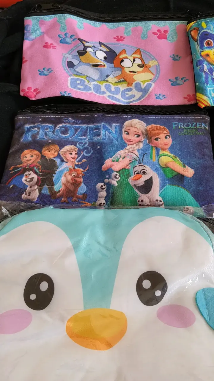 Set de estuches escolares Disney Frozen y Bluey