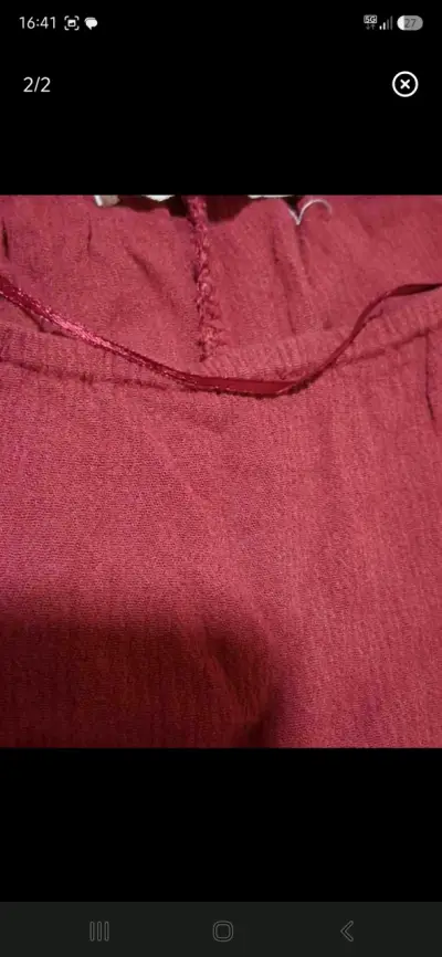 Blusa roja con volantes para mujer - miniatura 2