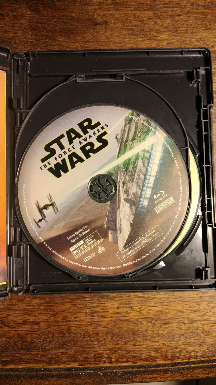 Blu-ray Star Wars: The Force Awakens Edición Especial - 2