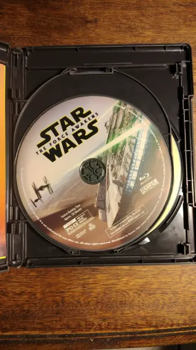Blu-ray Star Wars: The Force Awakens Edición Especial - miniatura 2
