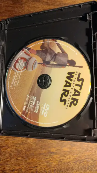 Blu-ray Star Wars: The Force Awakens Edición Especial - miniatura 4