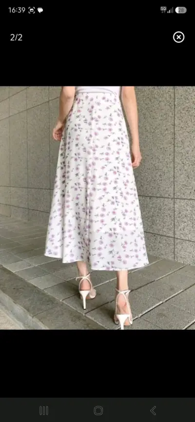 Vestido largo floral blanco para mujer - miniatura 2