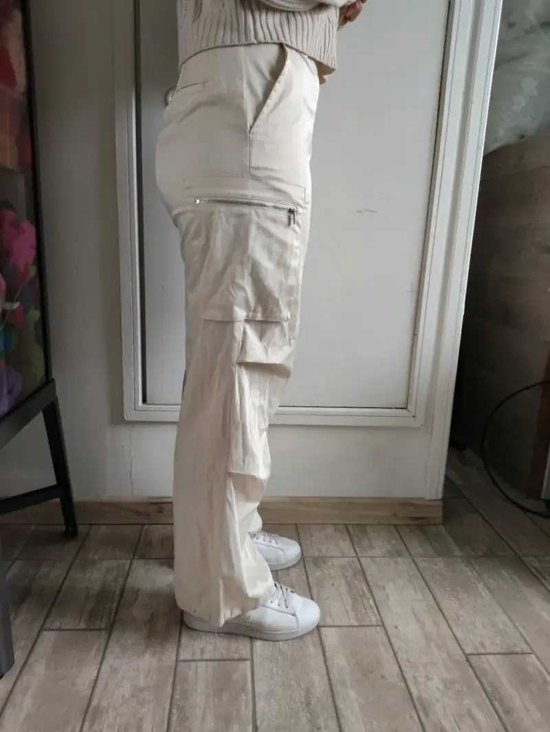 Pantalones cargo color crema zara - 3