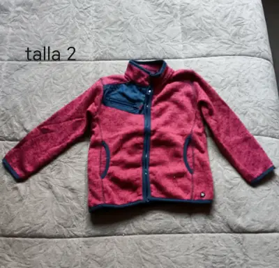 Chaqueta de polar infantil roja con detalles azul marino - miniatura 1