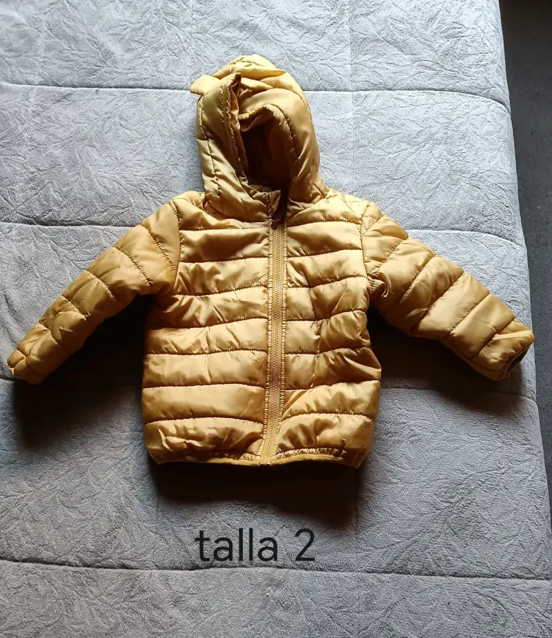 Chaqueta de polar infantil roja con detalles azul marino - 5