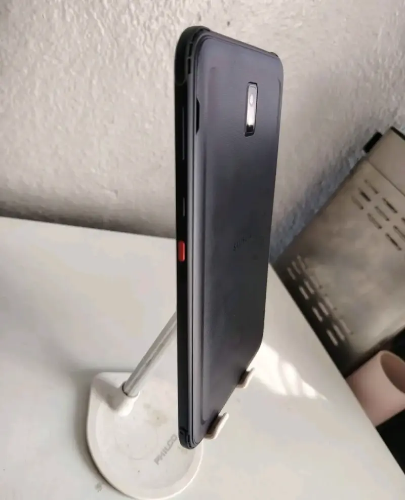 Tablet Samsung Galaxy Tab 3 - 4
