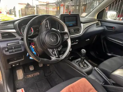 Suzuki Baleno Hatchback 2023 en excelente estado - miniatura 4