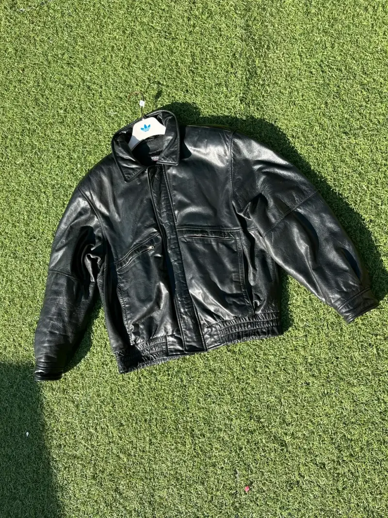 Chaqueta de cuero negra para hombre - 1