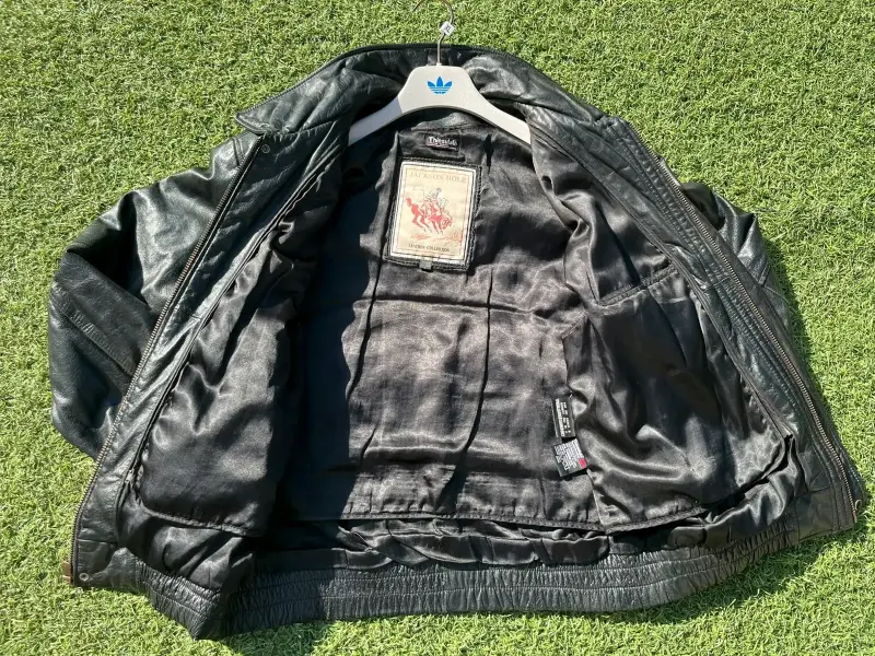 Chaqueta de cuero negra para hombre - 2