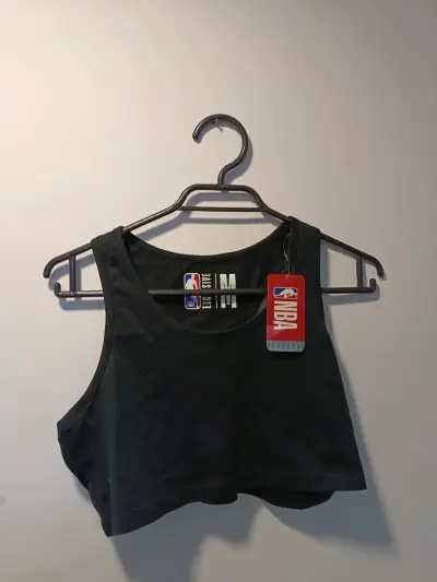 Top corto negro NBA para mujer - miniatura 1