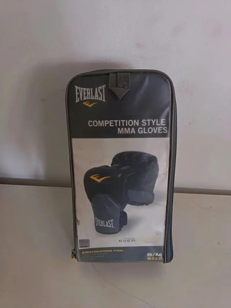 Guantes MMA Everlast estilo competición
