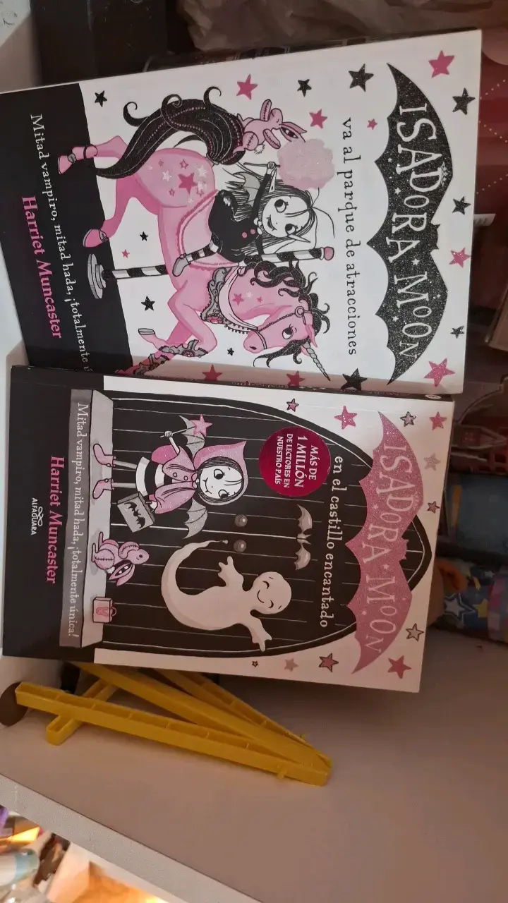 Libros Isadora Moon de Harriet Muncaster - 3