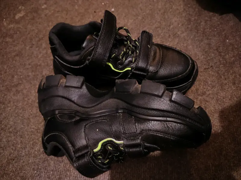 Zapatillas negras con plataforma - 4