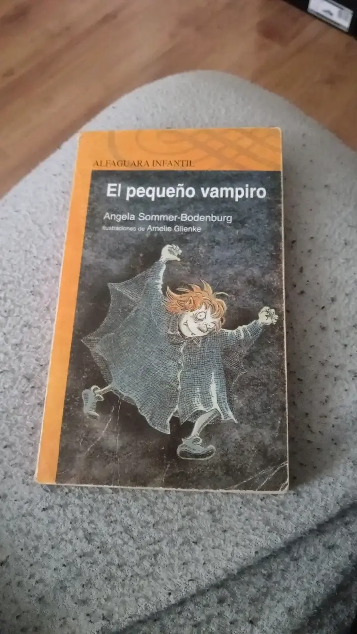 'El pequeño vampiro' de Angela Sommer
