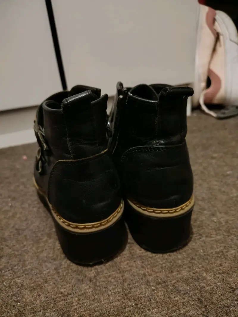 Botines de cuero negro con cierre lateral - 6