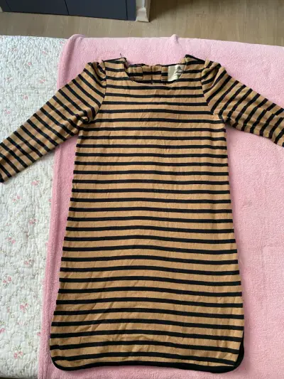 Vestido a rayas anaranjado y negro de manga 3/4 - miniatura 1
