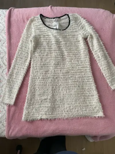 Vestido de lana blanco con textura - miniatura 1