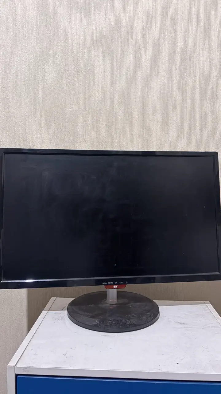 Monitor LED Full HD 21 pulgadas - 1