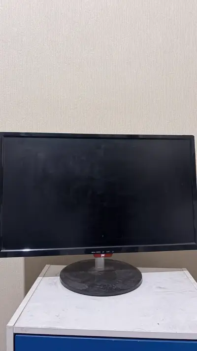 Monitor LED Full HD 21 pulgadas - miniatura 1