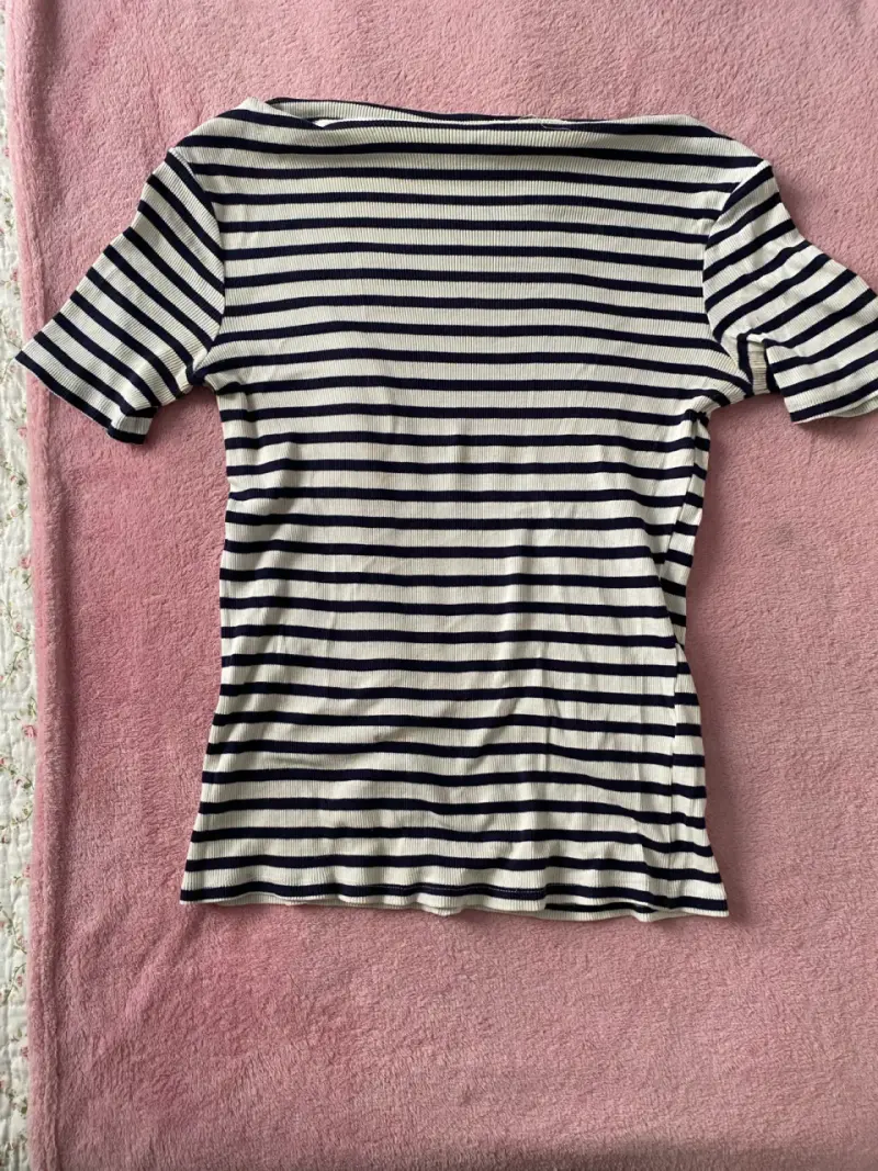 Polera a rayas azul y blanca para mujer - 1