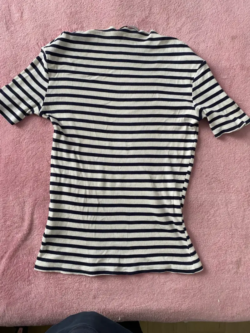 Polera a rayas azul y blanca para mujer - 2