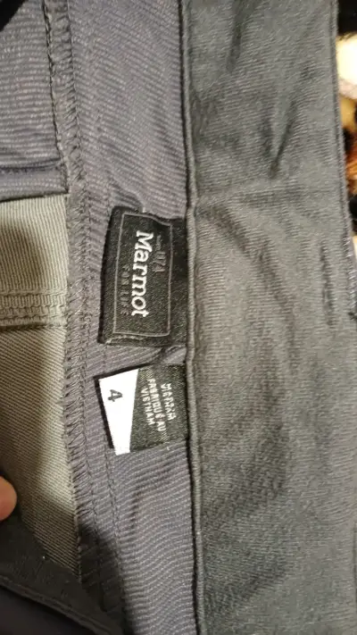 Pantalones de senderismo gris con bolsillo azul - miniatura 2